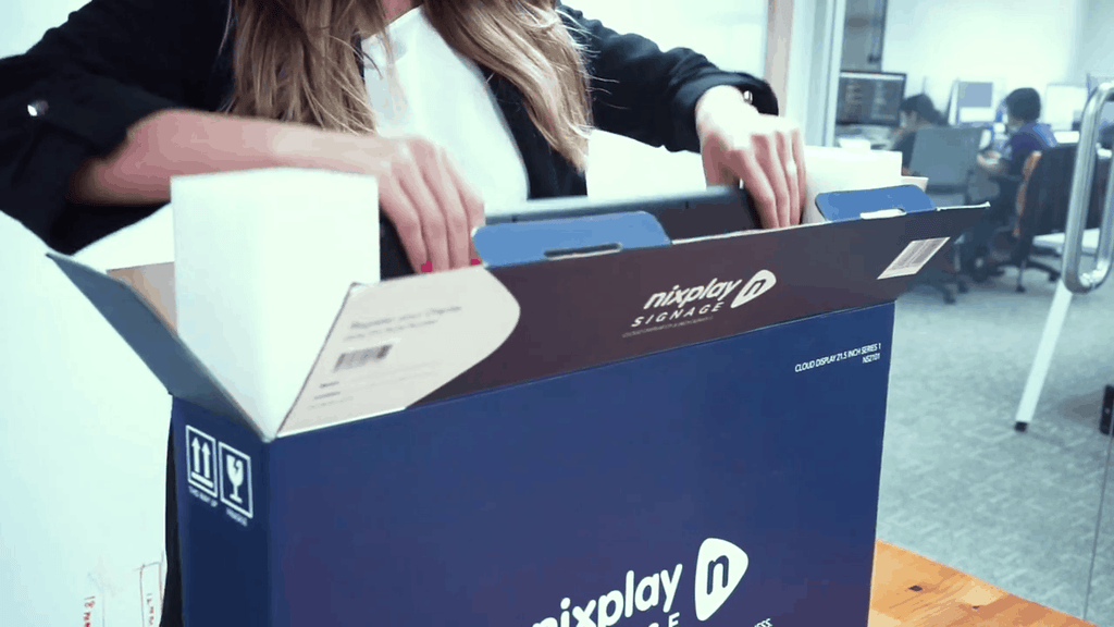 How Do I Setup an Out-of-the-Box Digital Signage Solution? — Nixplay ...